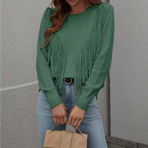Cozy fringe detail sweater top - Picture 10 of 16